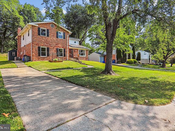 4th image of 905 Brentwood Ln