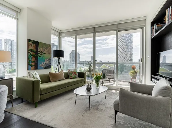 1351 Continental St #707, Vancouver, BC V6Z 0C6