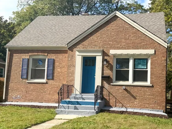 14214 S State St, Riverdale, IL 60827