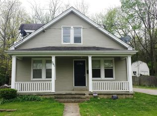 261 Riddle Rd, Cincinnati, OH 45215