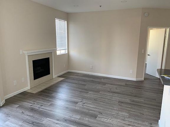 3rd image of 11663 Kiowa Ave APT 208