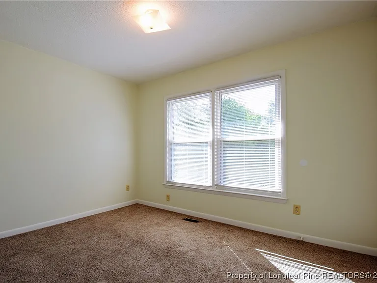 6637 Abbey Ln — Photo 9