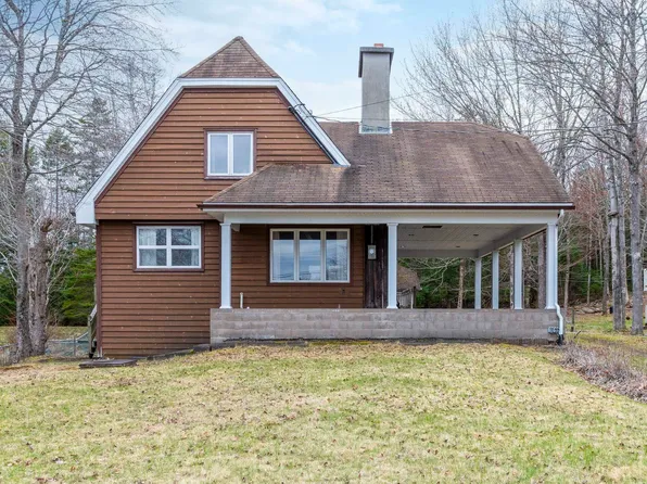 78 Arnold Dr, Halifax, NS B2T 1E5