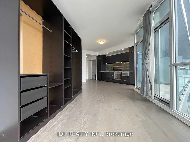 45 Charles St E #4512 — Photo 2