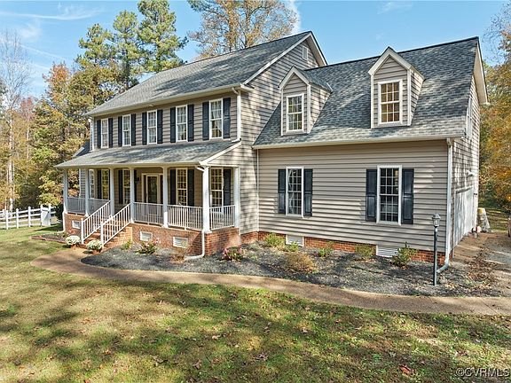 2nd image of 16176 Point Beverly Ct