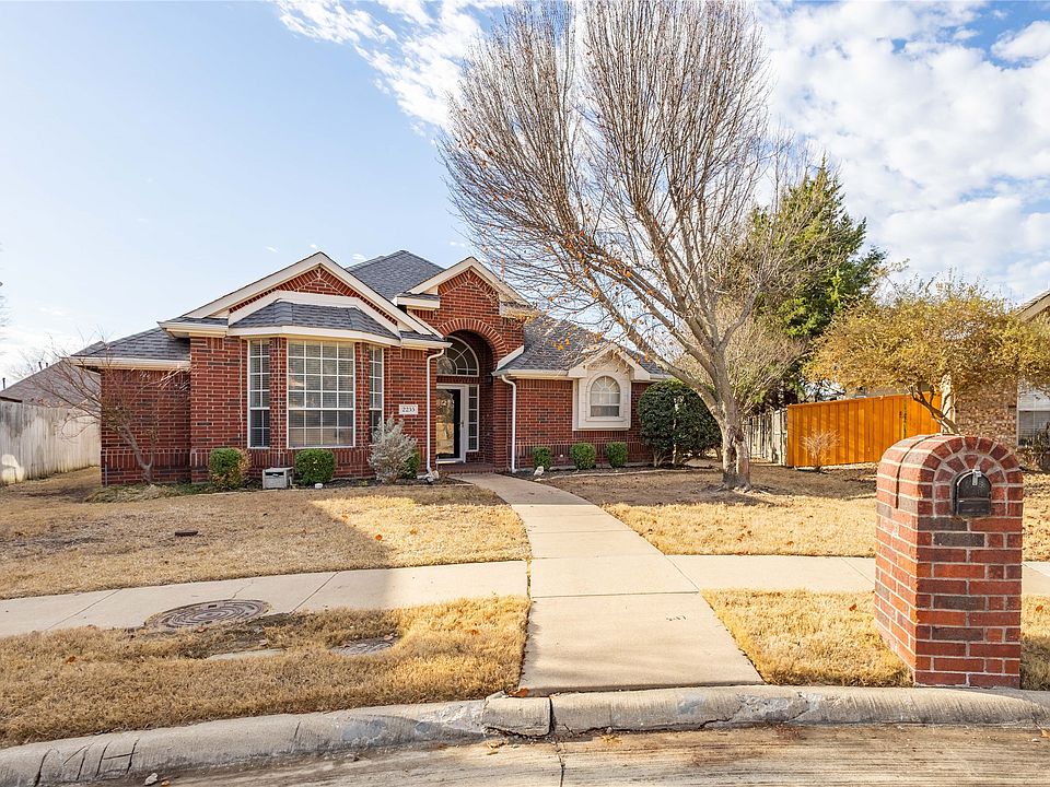 1st image of 2255 Garden Crest Dr