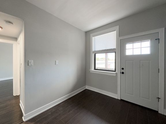 5th image of 3150 W Sunnyside Ave Unit F4