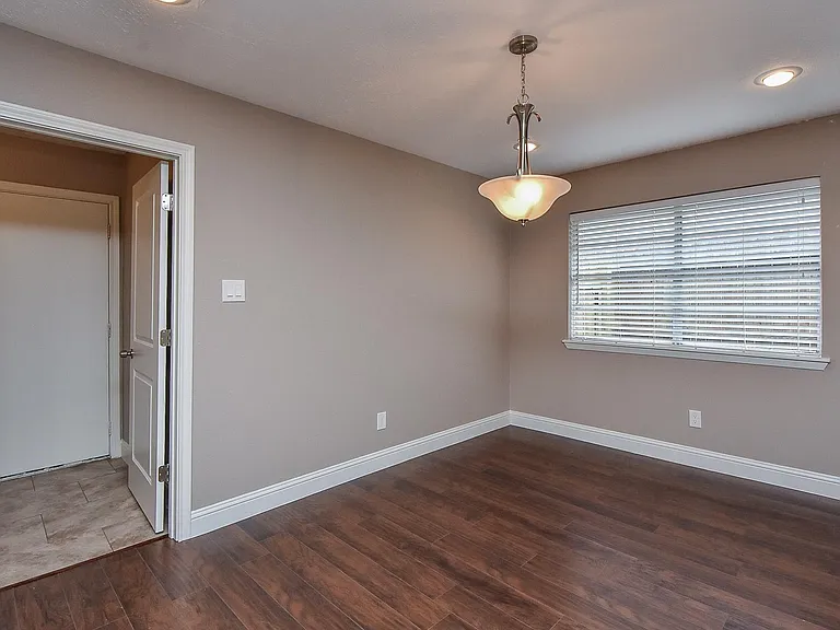 8502 Snowbank Dr — Photo 11