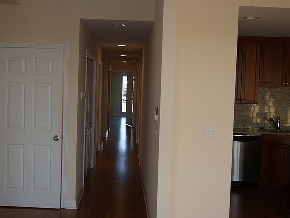 2nd image of 2602 W Diversey Ave #402