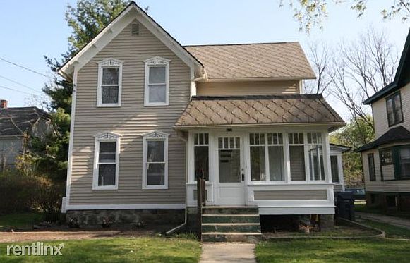618_Axtell_Outside