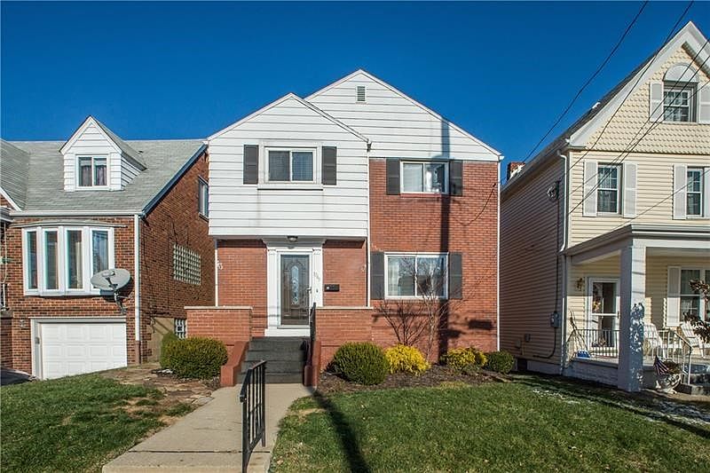 Fabulous curb appeal!  Brick 3 bedroom colonial located on the non-thru end of Norwich.