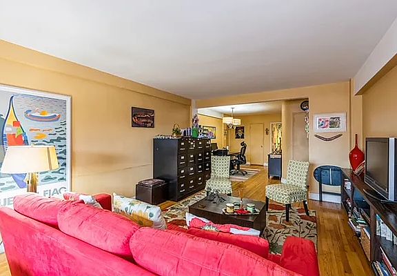 5th image of 72-10 112th St #3D