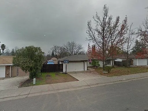 113 Perraud Dr photo 1