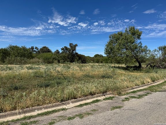 2nd image of 600 RIO ST LOT D-I