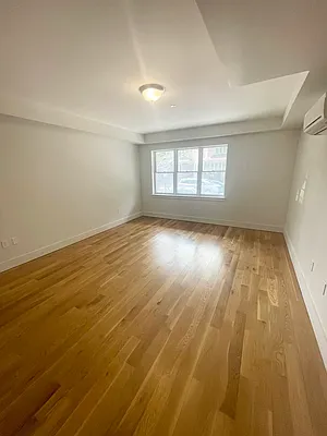 Rented by Lodger Corp | media 12