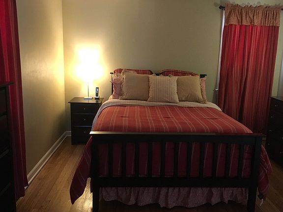 Master Bedroom
						:
						Features 2 large closets