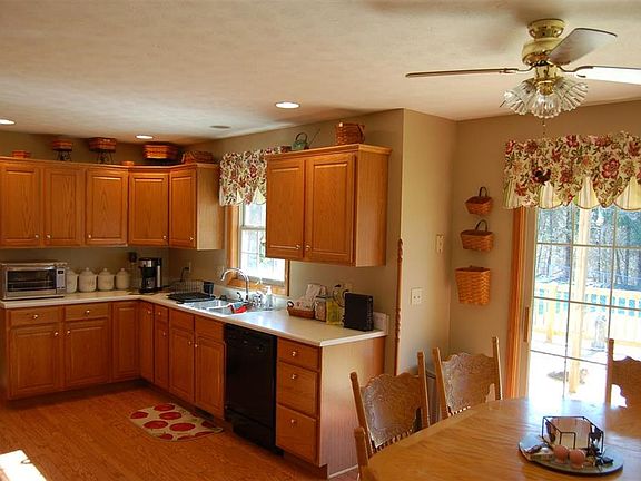 4th image of 1475 E Easy St