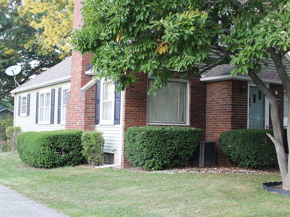 2nd image of 340 Rawlinson Rd