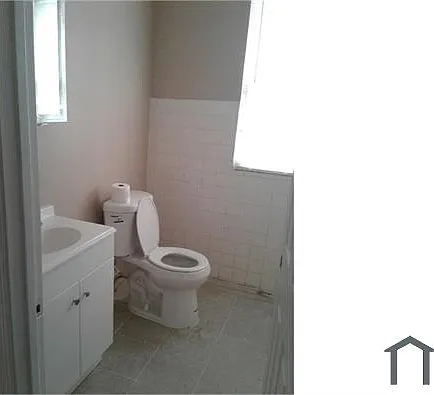 3 bed, $2,040 — Photo 3