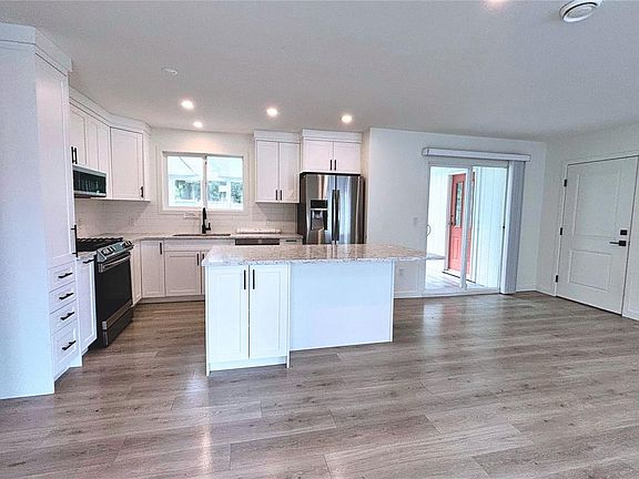 4th image of 600 Sumac Dr