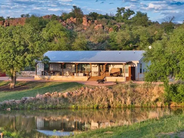 8312 E State Highway 29, Art, TX 76820