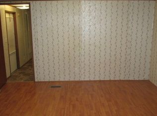 2401 Deer Haven Rd, Galax, VA 24333