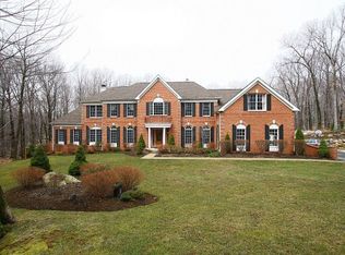 38 Ascot Dr, Long Valley, NJ 07853