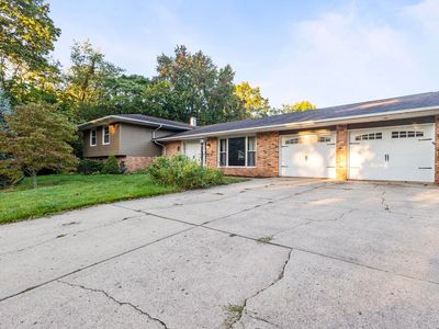 57383 McQuade St, South Bend, IN, 46619