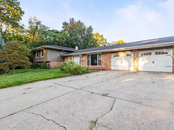 57383 McQuade St, South Bend, IN 46619