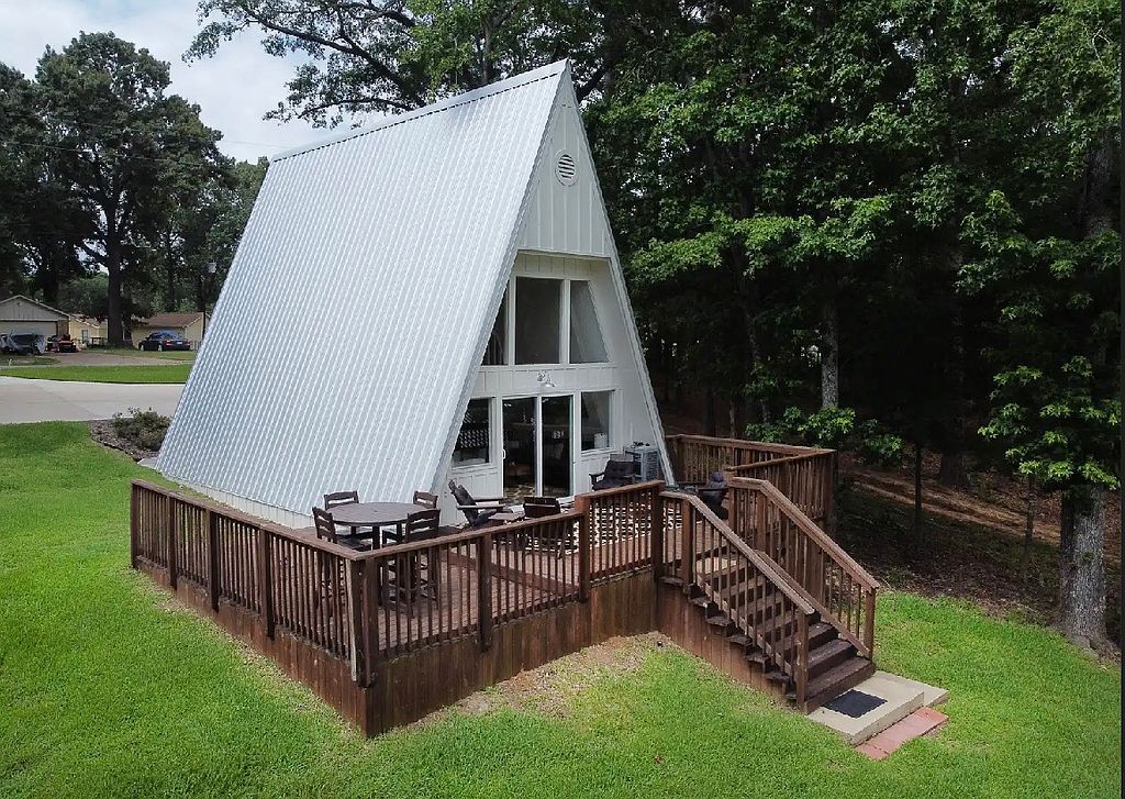 16919 Wilson Rd - Property Image
