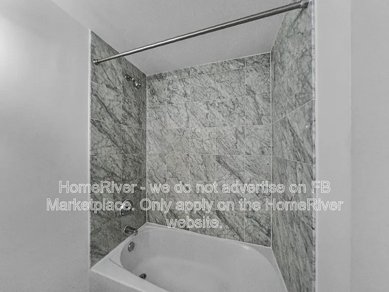253 NE 2nd St #313 — Photo 11