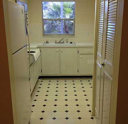 4th image of 1330 57th St N APT 202C