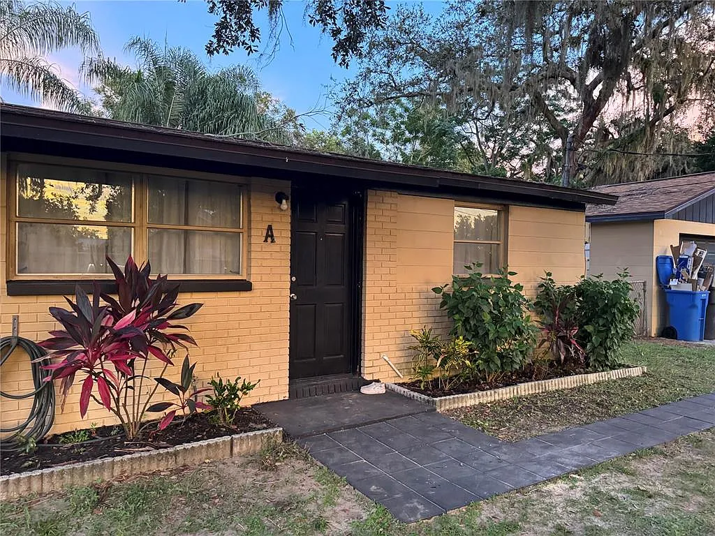 2 bed, 1.0 bath, 567 sqft, $1,600 — Photo 2