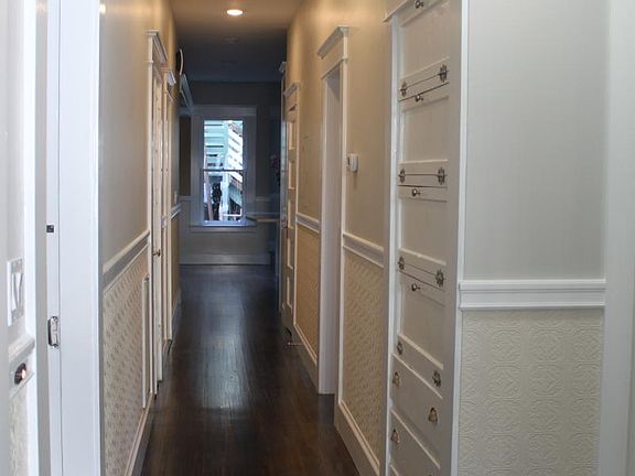 5th image of 258 San Carlos St