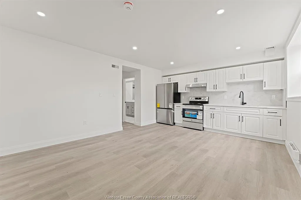1 bed, $1,650 — Photo 4