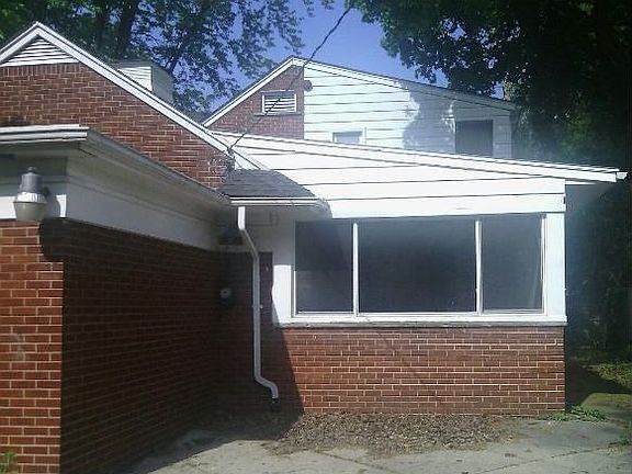 2nd image of 14500 Woodmont Ave