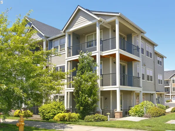 16449 NW Chadwick Way #201, Portland, OR 97229