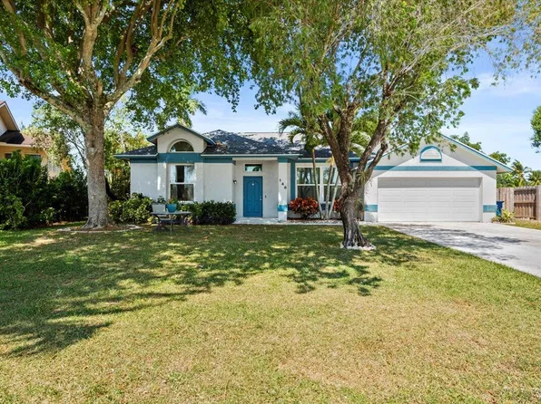 148 Roycourt Circle, Royal Palm Beach, FL 33411