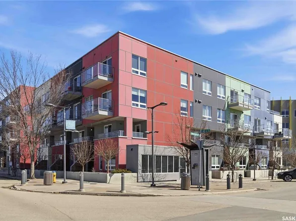 418 C AVENUE S, Saskatoon, SK S7M 1N6
