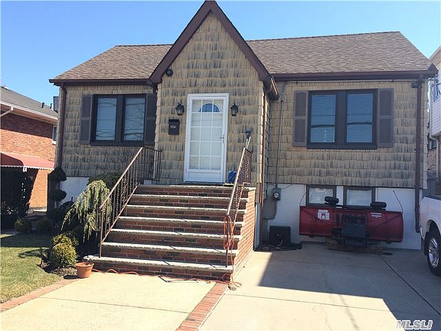 1st image of 15749 96th St
