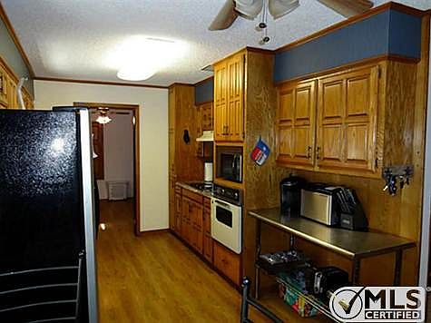 3rd image of 2402 Campus Ct