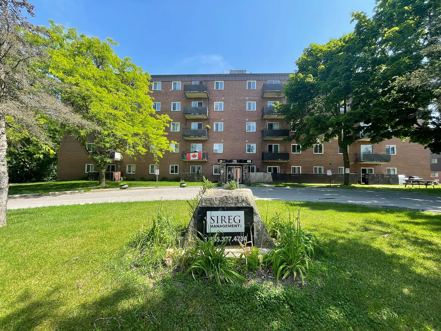 183 Lisgar Avenue — Photo 4