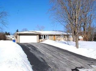 S76W19806 Sunny Hill Dr, Muskego, WI 53150