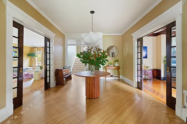 Sold by SERHANT. | media 3