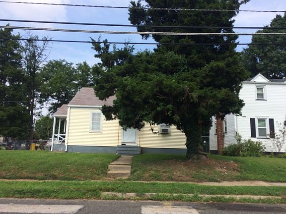 3rd image of 7189 Rosemont Ave