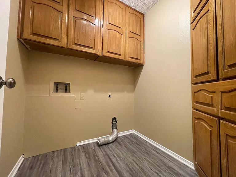 2917 Elsinor Dr — Photo 12