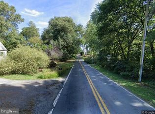 5 Jackson Hall School Rd, Newark, DE 19711