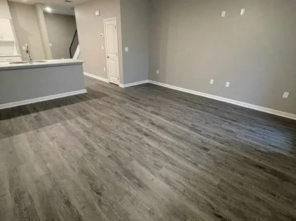 555 E Railroad Ave, Denham Springs, LA