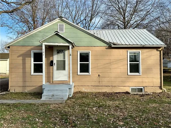 107 S Fulton St, Butler, MO 64730