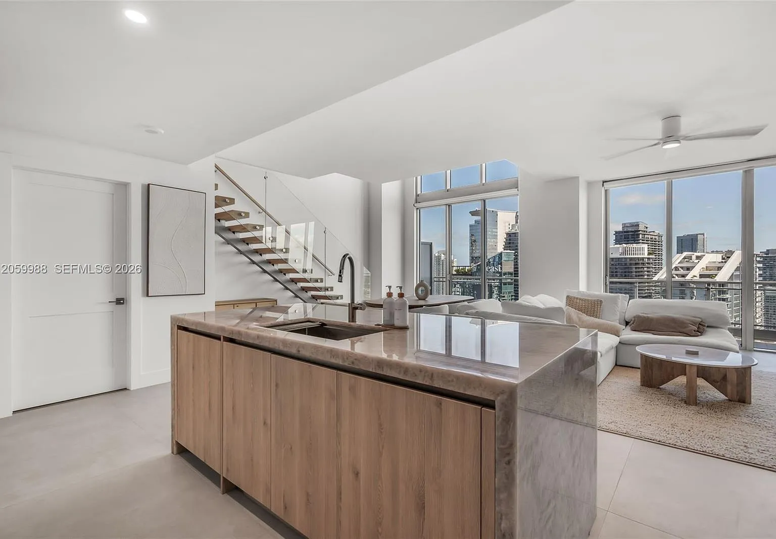 Mint Condo — Photo 4